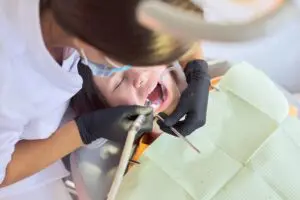 牙周病 5 close up dental treatment procedure in dental offi 2023 11 27 05 22 23 utc